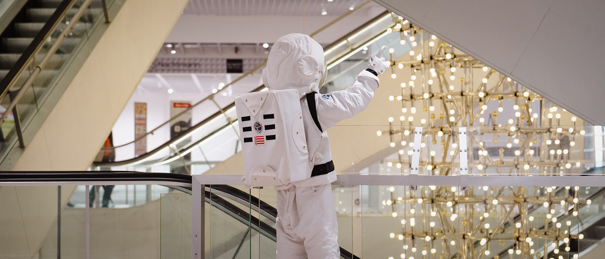 Newsletter 0725 - Astronaut