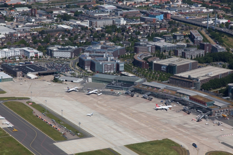 Blick auf den Flughafen Bremen und die Airport-Stadt