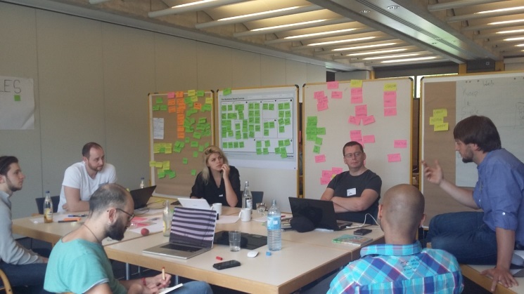 start-up teams receiving invaluable feedback start-up teams receiving invaluable feedback
