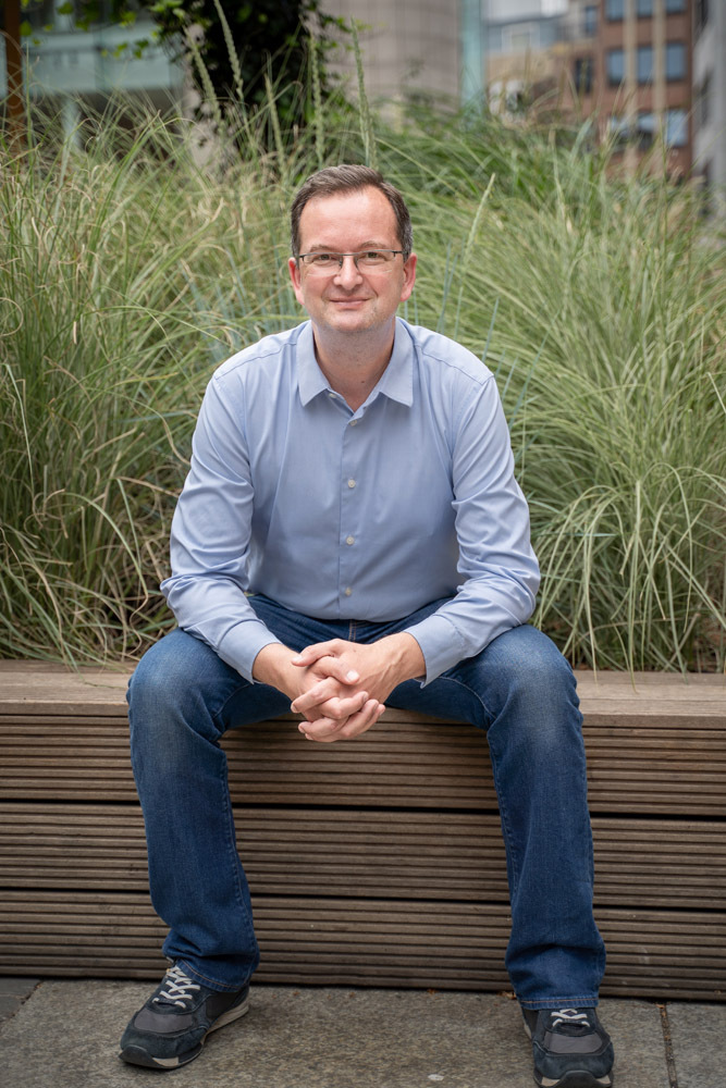 Dr. Florian Kessler portrait Dr. Florian Kessler portrait
