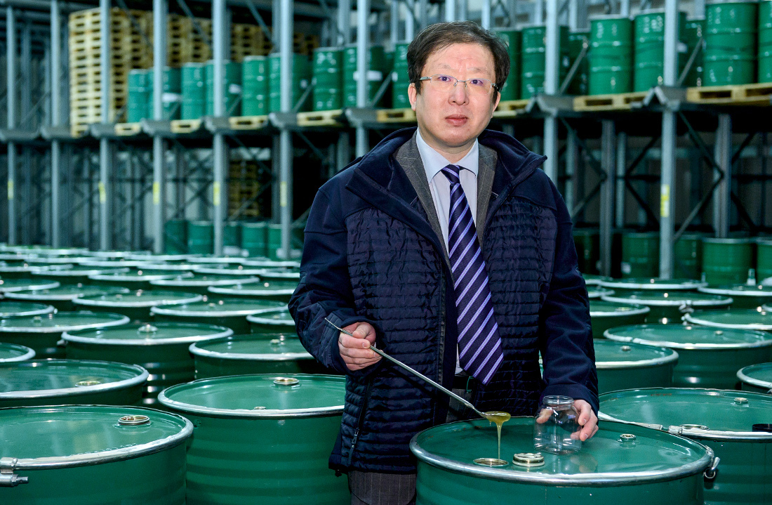 Managing director Lin Zhao Managing director Lin Zhao