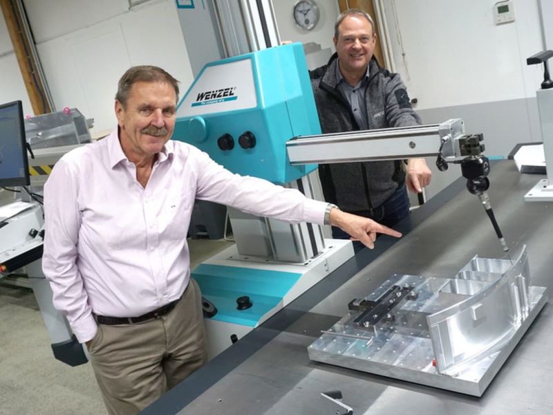 Peter Eickworth and André Kuhn, executive directors of Eickworth, with their 3D measuring machine. Peter Eickworth and André Kuhn, executive directors of Eickworth, with their 3D measuring machine.