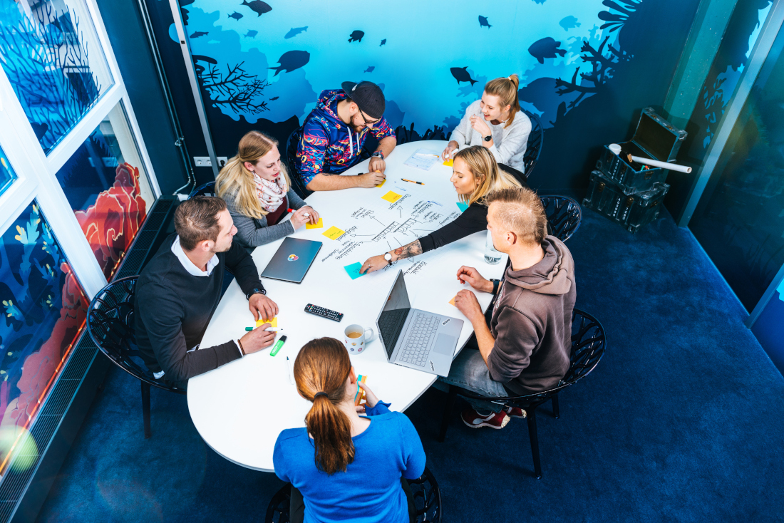 Teams, die sich selbst organisieren – bei Traum-Ferienwohnung wird das Konzept umgesetzt Teams, die sich selbst organisieren – bei Traum-Ferienwohnung wird das Konzept umgesetzt