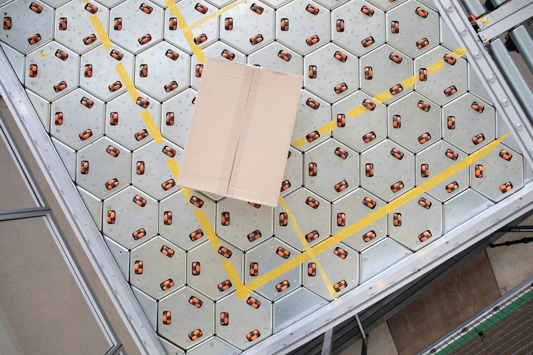 Cells can be combined to create conveyor systems of any size. Each cell can be individually controlled via its own circuit. Cells can be combined to create conveyor systems of any size. Each cell can be individually controlled via its own circuit.