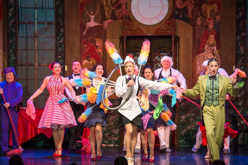 Die Show „Grand Hotel“ läuft bis 25. Februar 2018 im GOP Varieté-Theater Bremen. Die Show „Grand Hotel“ läuft bis 25. Februar 2018 im GOP Varieté-Theater Bremen.