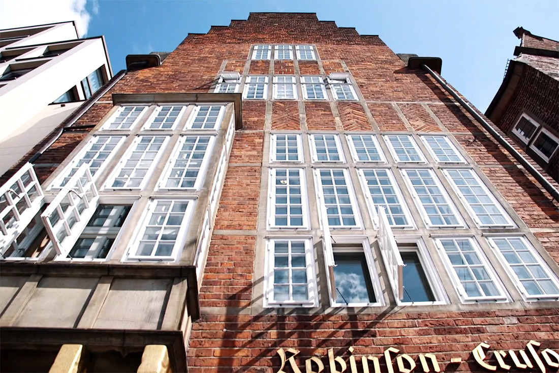 Robinson-Crusoe-Haus - so der Name der offizielle Böttcherstraße 1-3 Robinson-Crusoe-Haus - so der Name der offizielle Böttcherstraße 1-3