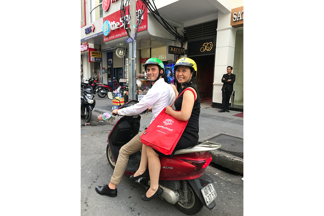 Kolja Umland und Huong Thi Hoang unterwegs in Vietnam Kolja Umland und Huong Thi Hoang unterwegs in Vietnam