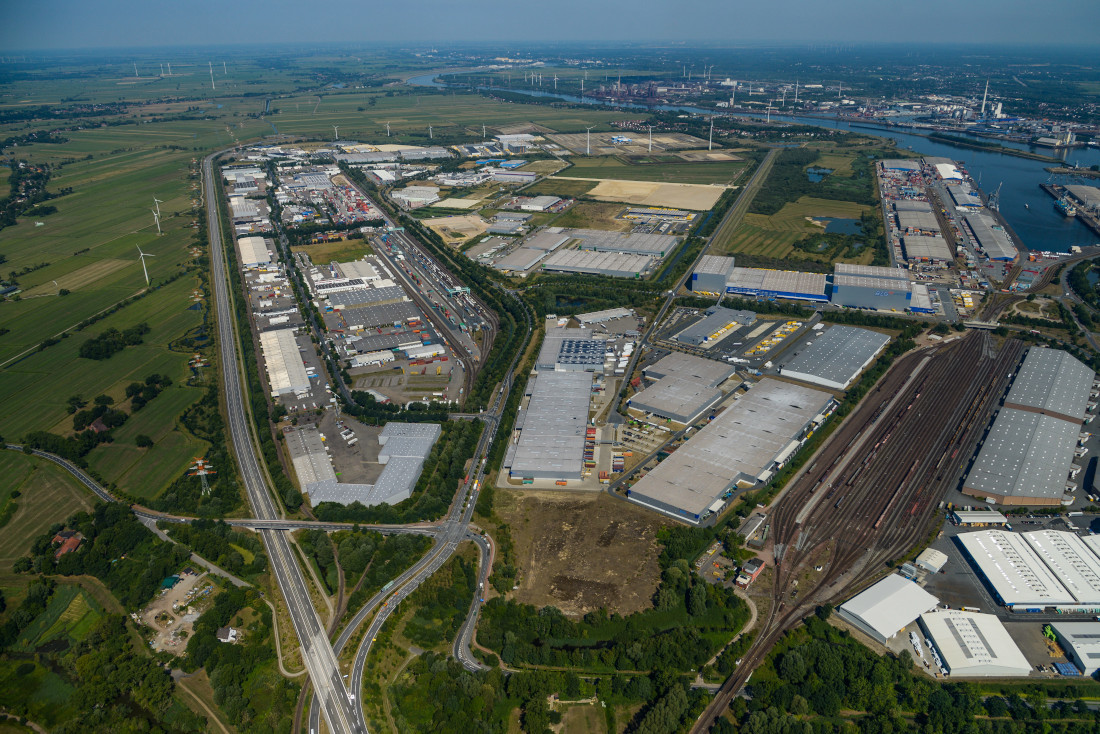 Bremen’s Cargo Distribution Center links water, road and rail.