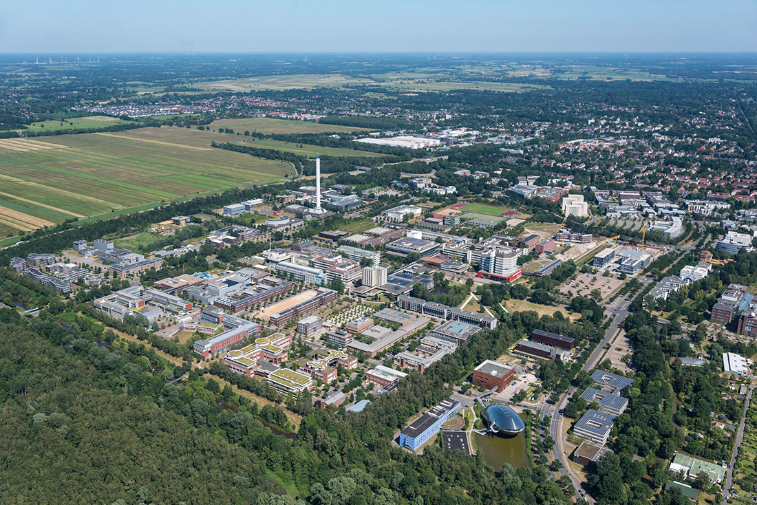 Im Coworking-Space im Bremer Technologiepark liegt der Firmensitz der "dieersten Gmbh"