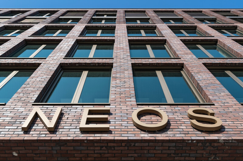 Das NEOS-Gebäude beheimatet Unternehmen, Institute und Projekte, die sich mit den neuesten Digital-Themen auseinandersetzen