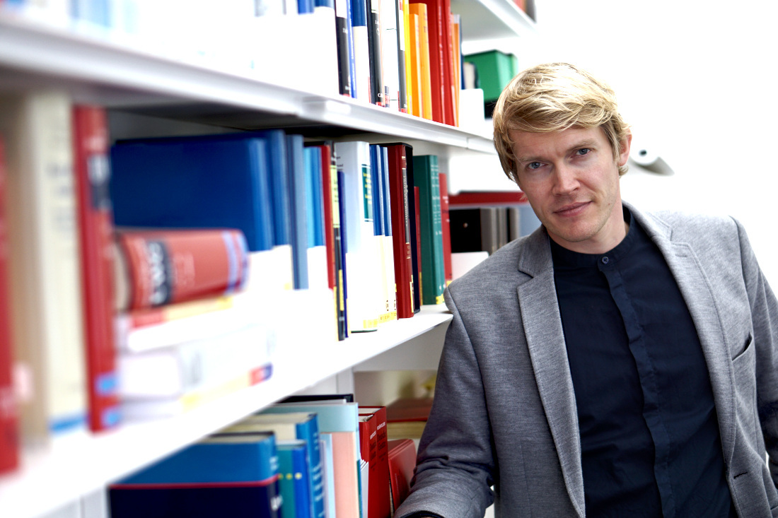 Dr. Eckhard Ratjen ist im gewerblichen Rechtsschutz und Urheberrecht tätig. Dr. Eckhard Ratjen ist im gewerblichen Rechtsschutz und Urheberrecht tätig.