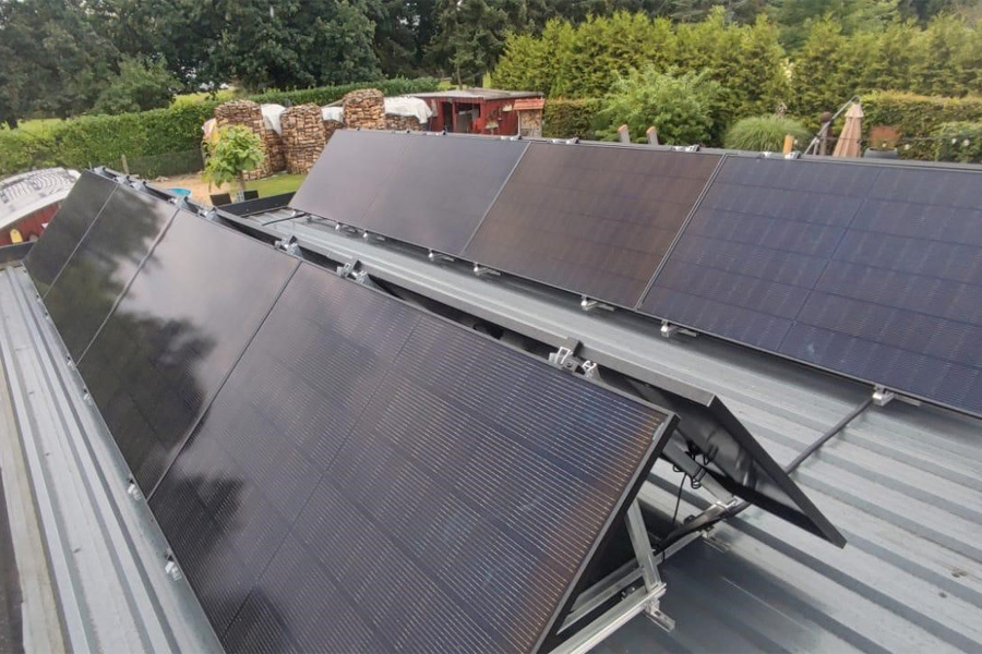 Solaranlage auf Flachdach Solaranlage auf Flachdach