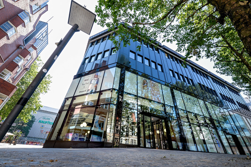 Directly on the shopping mile in Bremen's city centre: Spaces offers attractive locations.