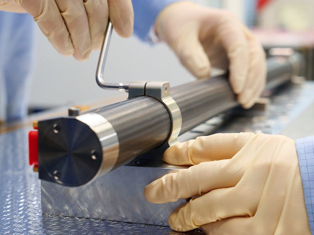 Intricately assembled by hand – the magnetic torquer Intricately assembled by hand – the magnetic torquer