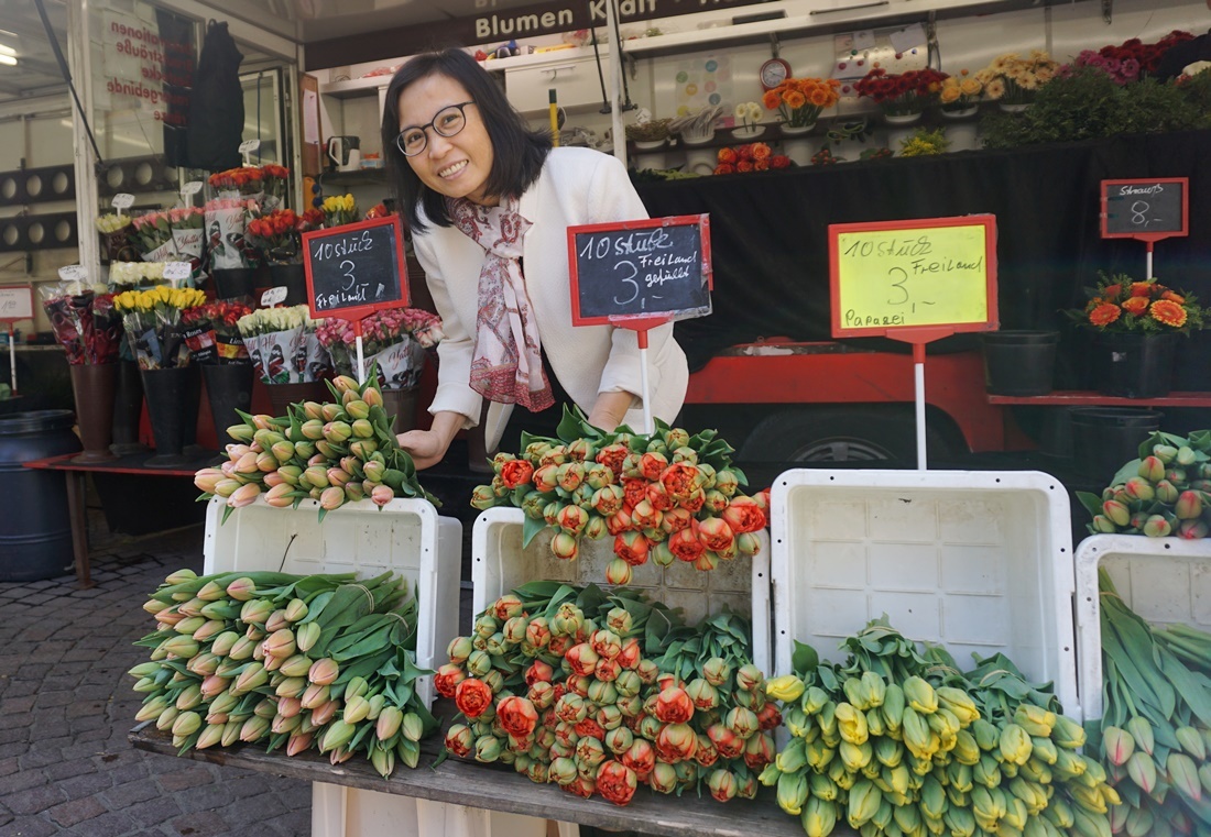 Huong Thi Hoang zu Besuch in Bremen