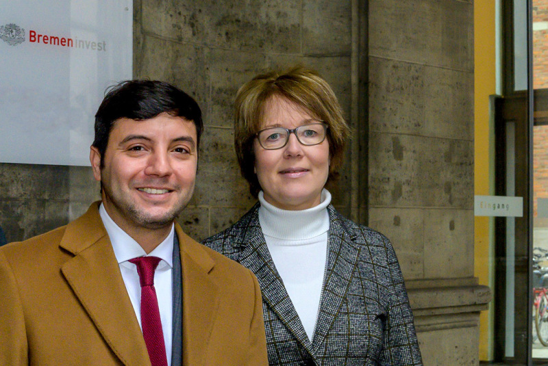 Arrived in Bremen: Tamim Fannoush (mi.) with business partner Hauke Weidemann (left) and Karin Noetzel, Bremeninvest (r.) Arrived in Bremen: Tamim Fannoush (mi.) with business partner Hauke Weidemann (left) and Karin Noetzel, Bremeninvest (r.)