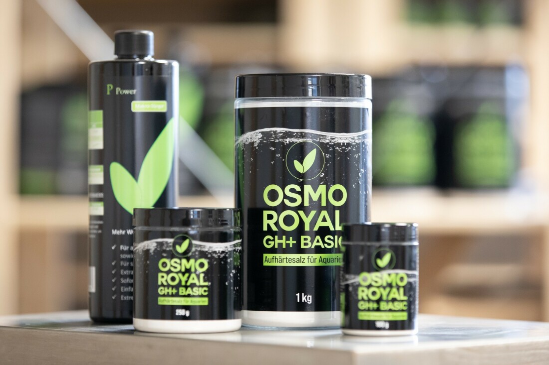 Flaschen und Verpackungen von Osmo Royal