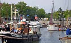 Schiffe im Museumshaven Vegesack