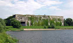 Bunker Valentin an der Weser