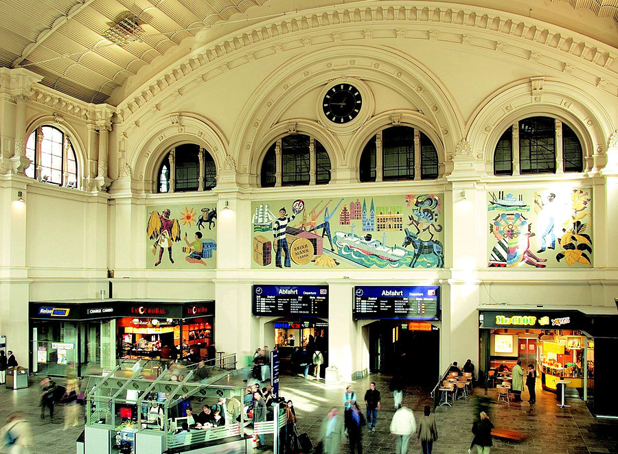 Werbe-Mosaik von Brinkmann im Bremer Hauptbahnhof