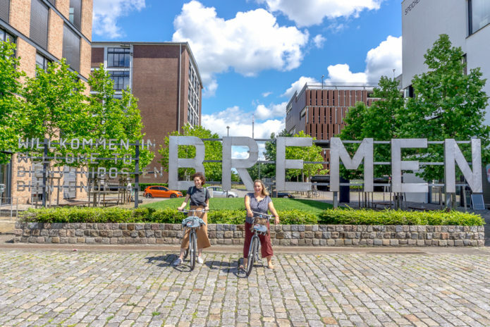 Bremen Schriftzug in der Überseestadt