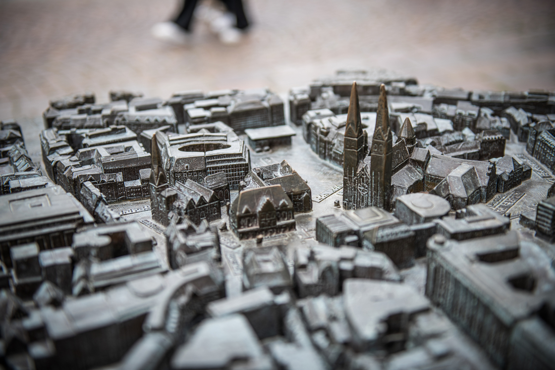 Tastmodell mit dem Relief der Bremer Innenstadt