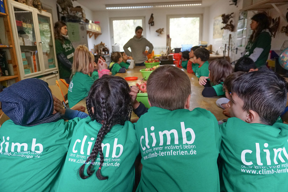 climb organisiert Lernferien. Kinder können spielerisch Neues entdecken und lernen.