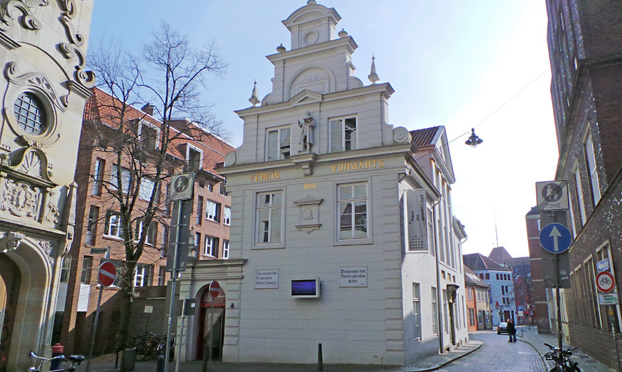Das Gebäude vom Haus der Wissenschaft Das Gebäude vom Haus der Wissenschaft