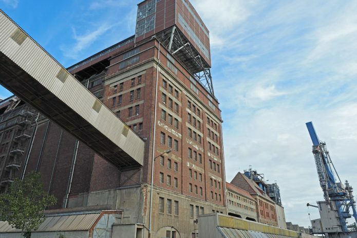 Koloss von Gröpelingen Getreideverkehrsanlage im Hafen