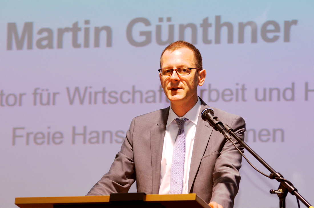 Bremens Wirtschaftssenator Martin Günthner auf dem Kick-Off-Meeting im BIBA Bremens Wirtschaftssenator Martin Günthner auf dem Kick-Off-Meeting im BIBA