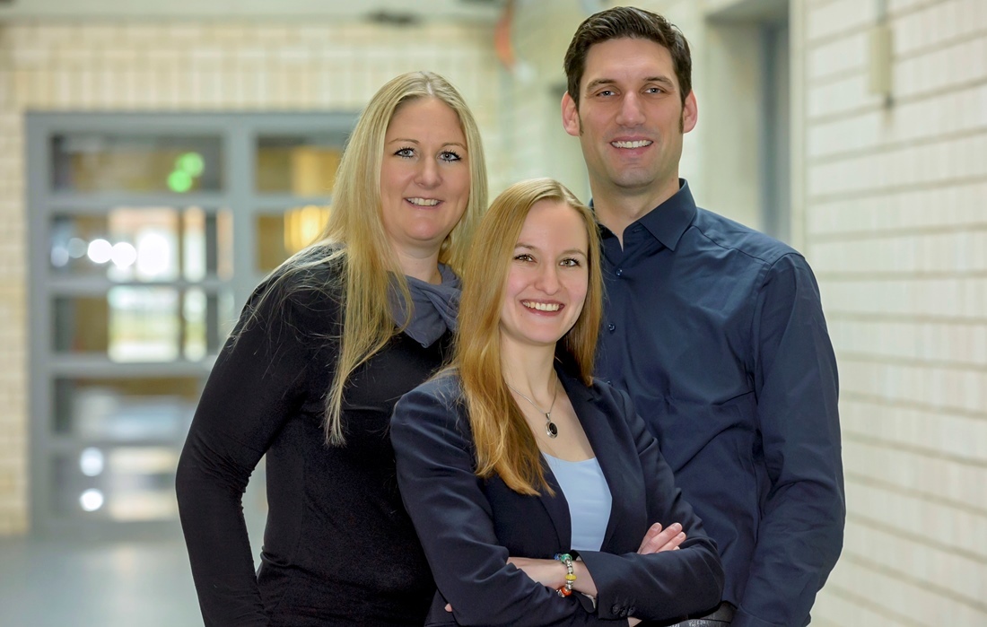 Dr. Nina Winter, Meike Spiekermann und ihr erster Angestellter, Dr. Arlo Radtke 