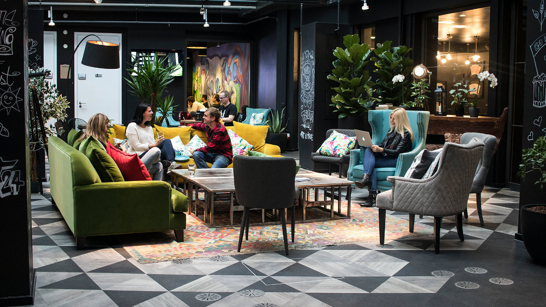 Bunt und lebendig für eine aktive Community: Der Coworking-Space bei rent24 Bunt und lebendig für eine aktive Community: Der Coworking-Space bei rent24