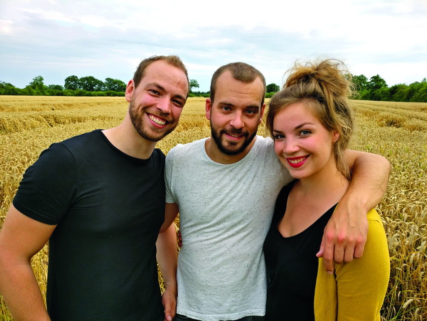 V.l.n.r.: Johann Dallmeyer, Lars Mehlhop-Lange und Ann-Katrin Dallmeyer wollen Korn von seinem verstaubten Image befreien.