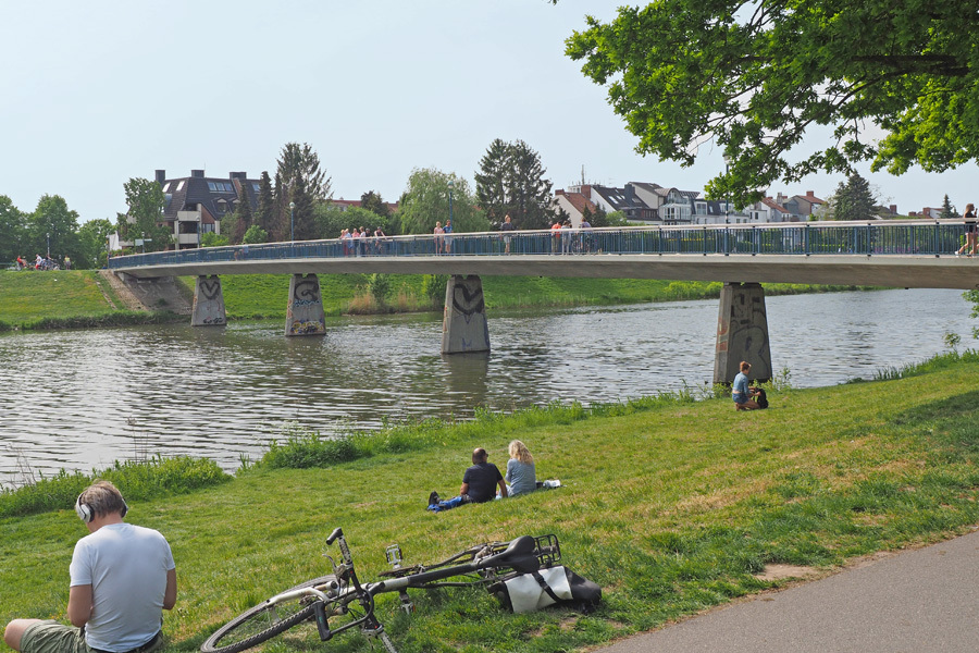 Fußgängerbrücke am Werdersee