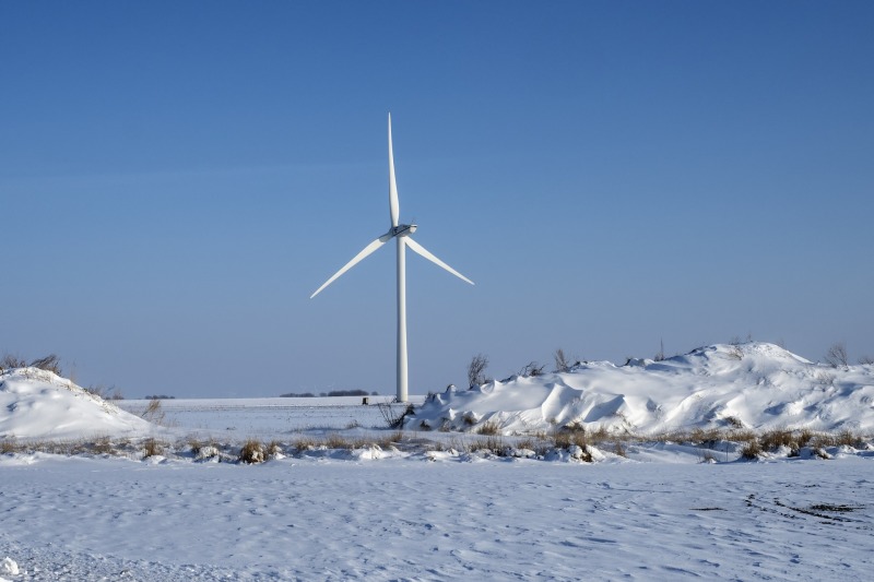 Bei frostigen Temperaturen gefrieren auch Windkraftanlagen - die Leistung sinkt oder es kommt gar zum Stillstand Bei frostigen Temperaturen gefrieren auch Windkraftanlagen - die Leistung sinkt oder es kommt gar zum Stillstand